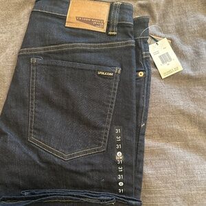 Volcom Kinkade Jeans - regular straight - nwt